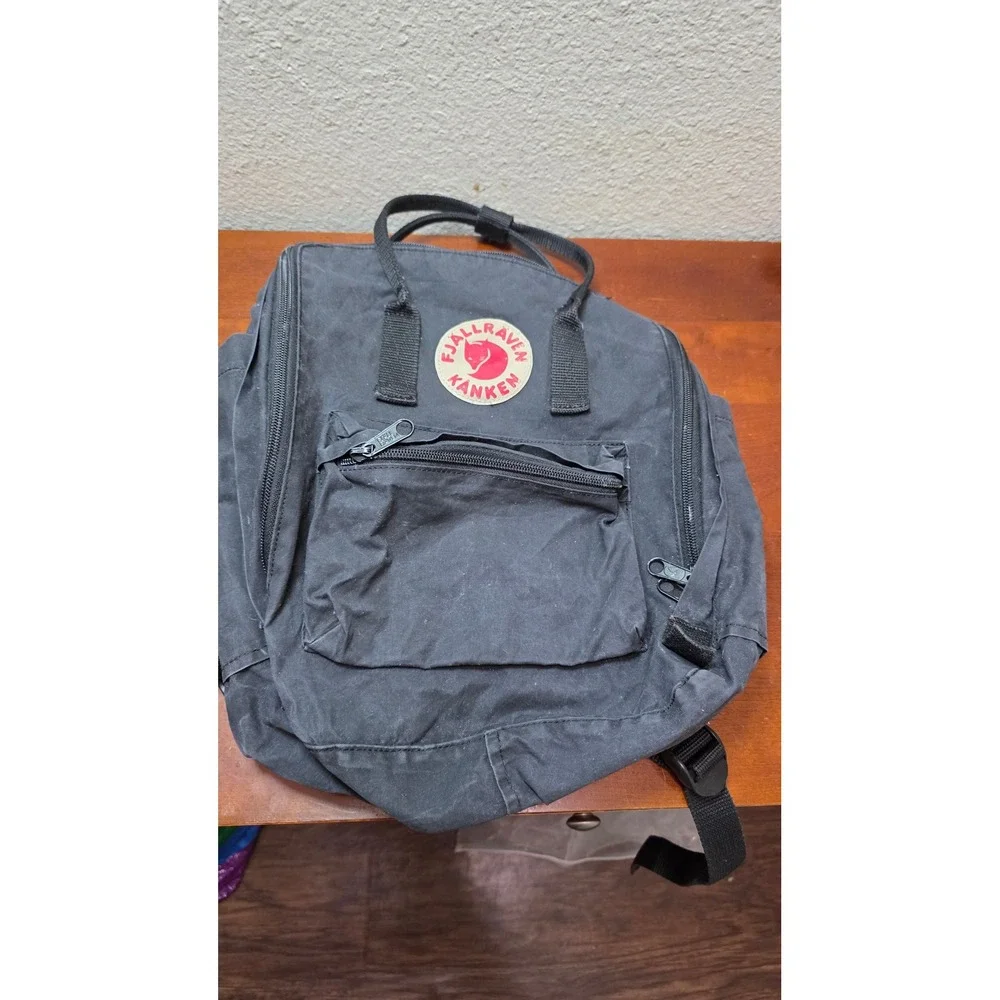 Fjallraven Kanken Backpack Unisex Black 23510 Classic School Bag